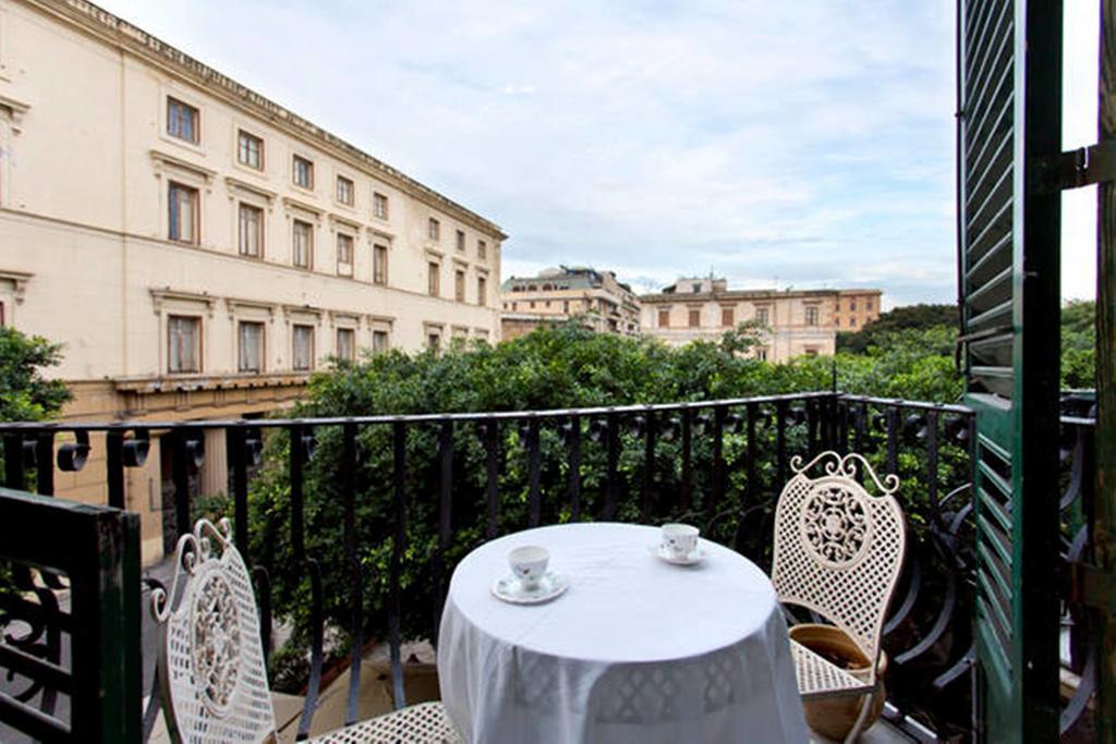 Appartamento Piazza Marina Chic Palermo Esterno foto
